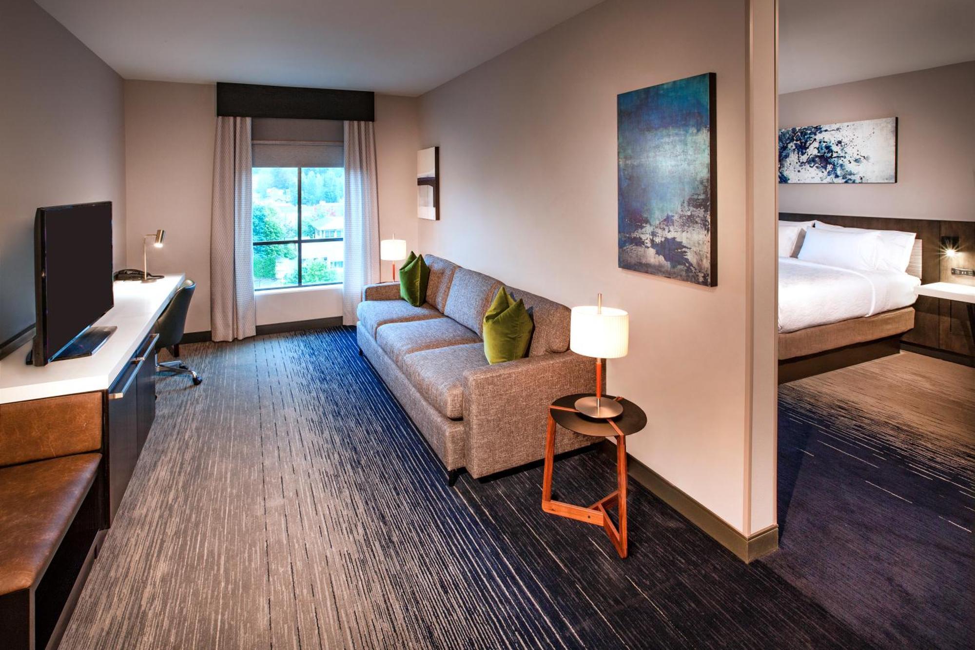 Hilton Garden Inn Redmond Wa Zewnętrze zdjęcie